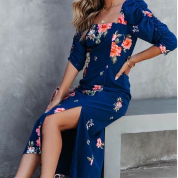 Vici SugarLips Life is Peachy Blue Floral Ruched Puff Sleeve Midi Dress NEW - Picture 6 of 6
